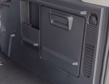 Interior Ford E-Tourneo Courier Titanium [EU-spec] '2024–pr.