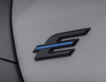 Ford E-Tourneo Courier Titanium [EU-spec] '2024–pr.