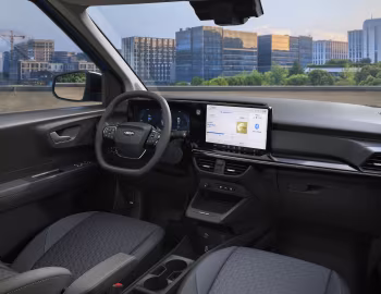Интерьер Ford E-Transit Courier [EU-spec] '2024–н.в.
