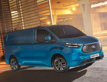 Ford E-Transit Custom Limited Van [UK-spec] '2024–pr.