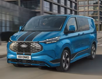 Ford E-Transit Custom Sport Double-Cab-in-Van [UK-spec] '2024–pr.