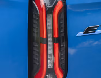 Ford E-Transit Custom Sport Van [EU-spec] '2024–pr.