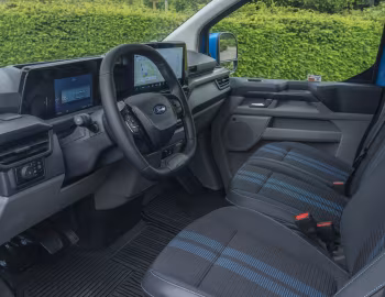 Interior Ford E-Transit Custom Sport Van [EU-spec] '2024–pr.