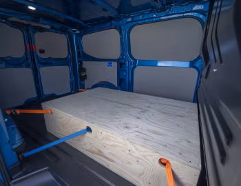 Ambos Ford E-Transit Custom Sport Van [EU-spec] '2024–pr.