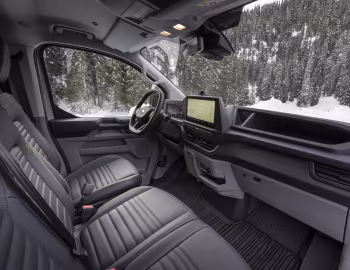Interior Ford E-Transit Custom Trail AWD Van [EU-spec] '2025–pr.