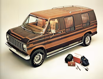 1982 Ford Econoline Custom Van by Turtle Top