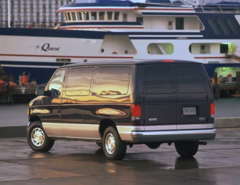 1999–2002 Ford E-150 Chateau Wagon