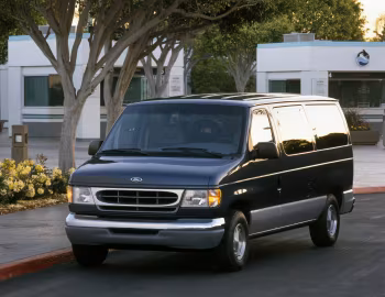 1999–2002 Ford E-150 Chateau Wagon