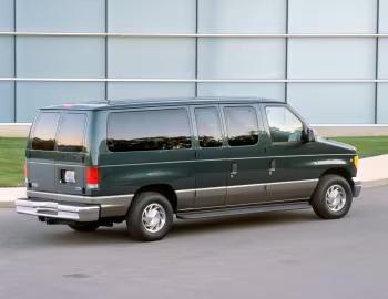 1999–2002 Ford E-150 Chateau Wagon