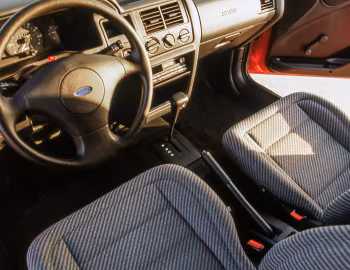 Interior 1994 Ford Ecostar [North America]
