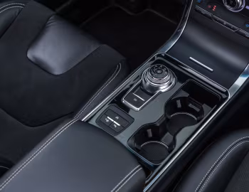 Интерьер 2019–24 Ford Edge ST [North America] '2018–24