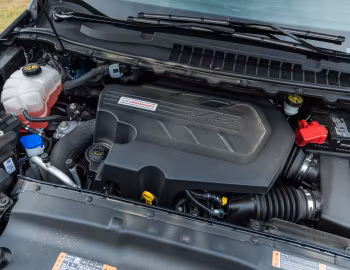 Bajo el capó 2019–24 Ford Edge ST [North America] '2018–24