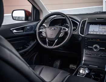 Interior 2019–24 Ford Edge Titanium [North America] '2018–24
