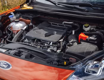 Bajo el capó 2020–22 Ford Escape SE [North America] '2019–22