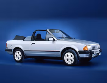 Ford Escort XR3i Cabriolet [EU-spec] '1983–86