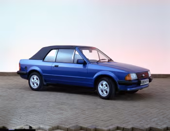 Ford Escort 1.6i Cabriolet [UK-spec] '1983–86