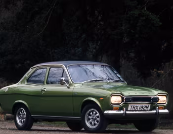 Ford Escort 1300E Coupe [UK-spec] '03.1973–74