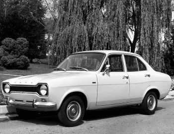 Ford Escort 1300 L 4-door [Worldwide] '1968–73