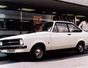 Ford Escort 2-door Saloon [UK-spec] '1974–77