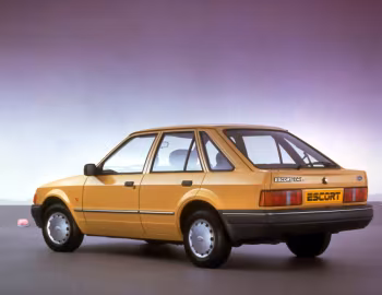 Ford Escort L 5-door [UK-spec] '1986–90
