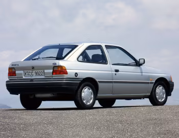 Ford Escort CL 3-door [EU-spec] '1990–92