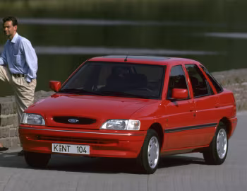 Ford Escort Ghia 5-door Hatchback [Worldwide] '1992–95