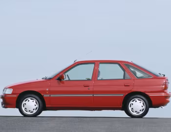 Ford Escort Ghia 5-door Hatchback [Worldwide] '1992–95