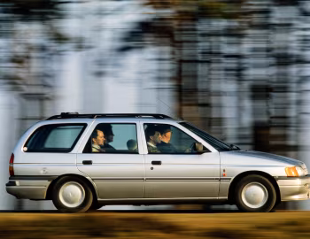 Ford Escort Ghia Estate [UK-spec] '09.1990–08.1992