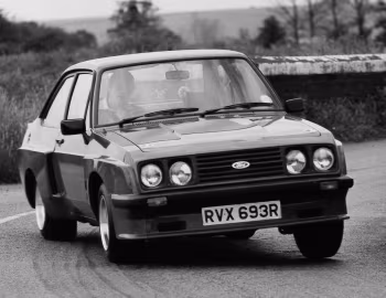 Ford Escort RS2000 [UK-spec] '01.1976–77