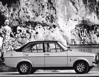 Ford Escort 4-door Sedan [Worldwide] '1974–77