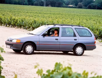 Ford Escort CLX Turnier [EU-spec] '1990–92