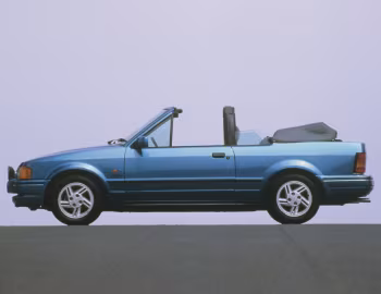Ford Escort XR3i Cabriolet [UK-spec] '1986–89