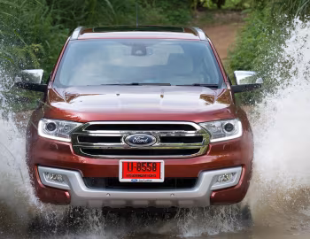 Ford Everest [Thailand] '2015–18