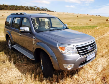 Ford Everest '2009–13