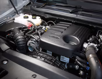 Bajo el capó Ford Everest Trend [Australia] '2015–18