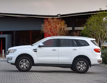 Ford Everest XLT [South Africa] '2015–19