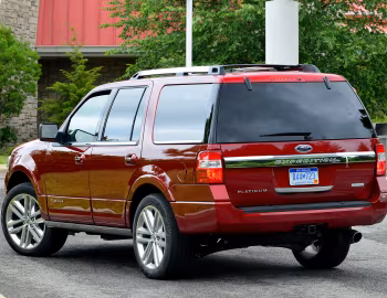 2015–17 Ford Expedition Platinum [North America] (U3242) '02.2014–09.2017