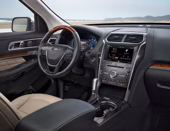 Interior 2016–17 Ford Explorer Platinum (U502) '2015–17