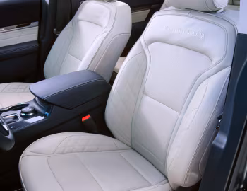 Interior 2016–17 Ford Explorer Platinum (U502) '2015–17