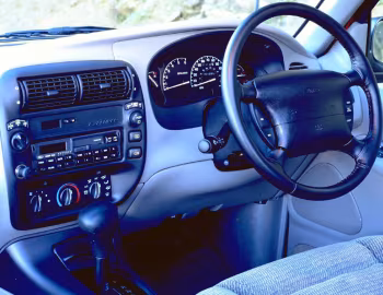 Panel frontal Ford Explorer [UK-spec] '1995–2000
