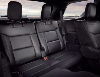 Интерьер 2020–24 Ford Explorer ST [North America] '2019–24