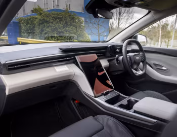 Interior Ford Explorer Van [UK-spec] '2026