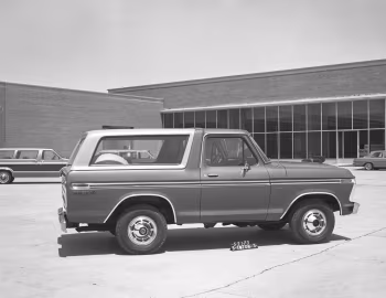 Ford F-100 Bronco Ranger XLT '05.1973