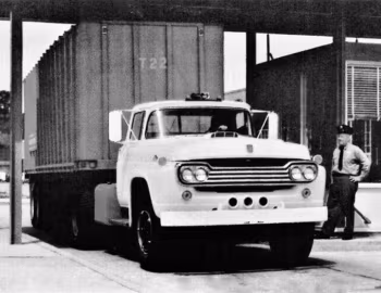 1959 Ford F-1100 Tractor Truck