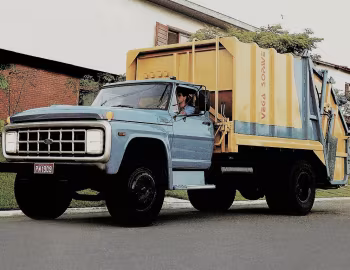 Ford F-14000 Garbage Truck '1987–92