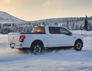 2022–pr. Ford F-150 Lightning XLT SuperCrew '2021–pr.