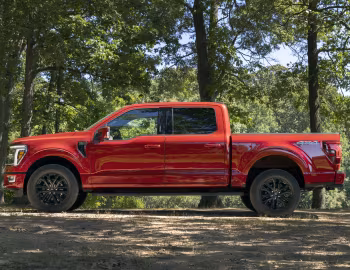 2024–pr. Ford F-150 Lariat SuperCrew '2023–pr.