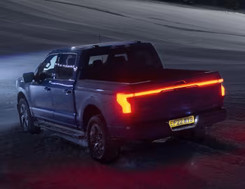 Ford F-150 Lightning Lariat SuperCrew [EU-spec] '2023–pr.