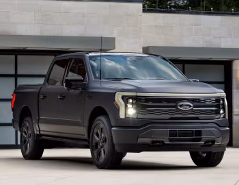 2024–pr. Ford F-150 Lightning Platinum "Black" [North America] '2023–pr.