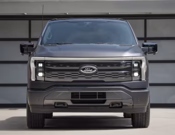 2024–pr. Ford F-150 Lightning Platinum "Black" [North America] '2023–pr.